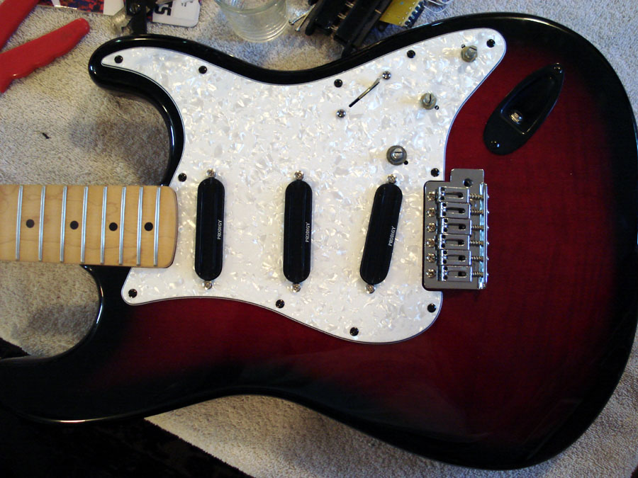 RubyBurst_Strat_05_08__HeadStock_Front_01