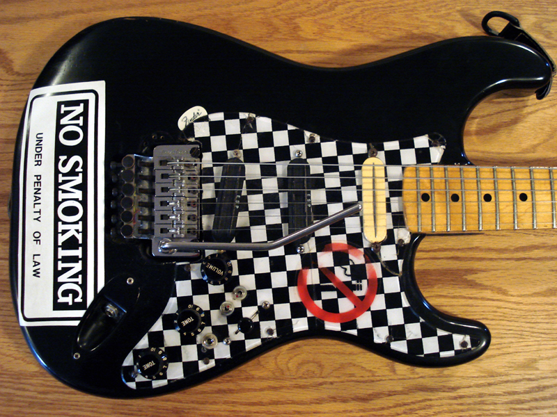 Black_Checker_Strat_Body_00