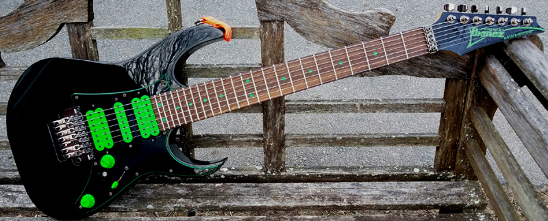 Universe_UVP7_Green_Dot_2000