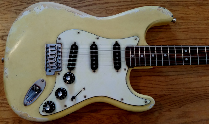 Yeller_Beater_Strat_2000_02